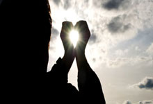 leyu乐鱼体育-0.7秒绝杀！步行者惊天逆转背后，那个让活塞铁桶阵崩盘的男人