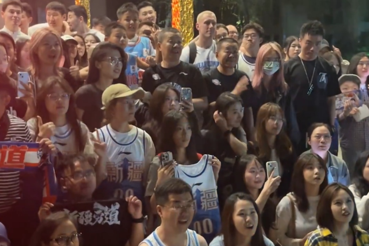 乐鱼体育官网网页版-球队赢得的胜利掀起一阵球迷们的热烈庆祝