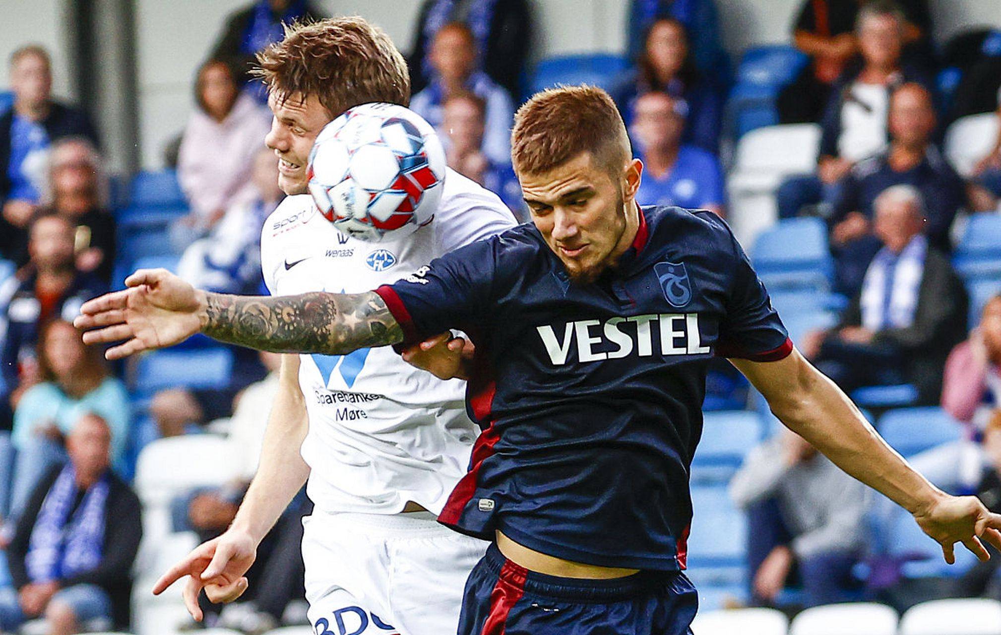 乐鱼app-挪威队球员创造历史，晋级欧洲杯