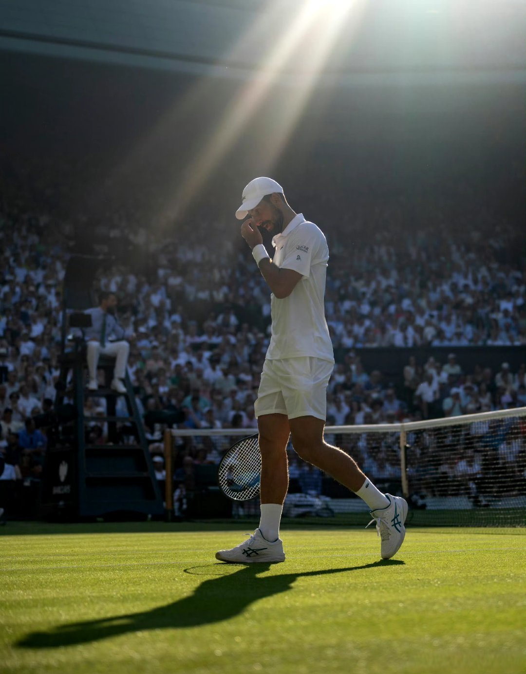 日本网球队逆转西班牙网球队，克耶高斯惊艳世界